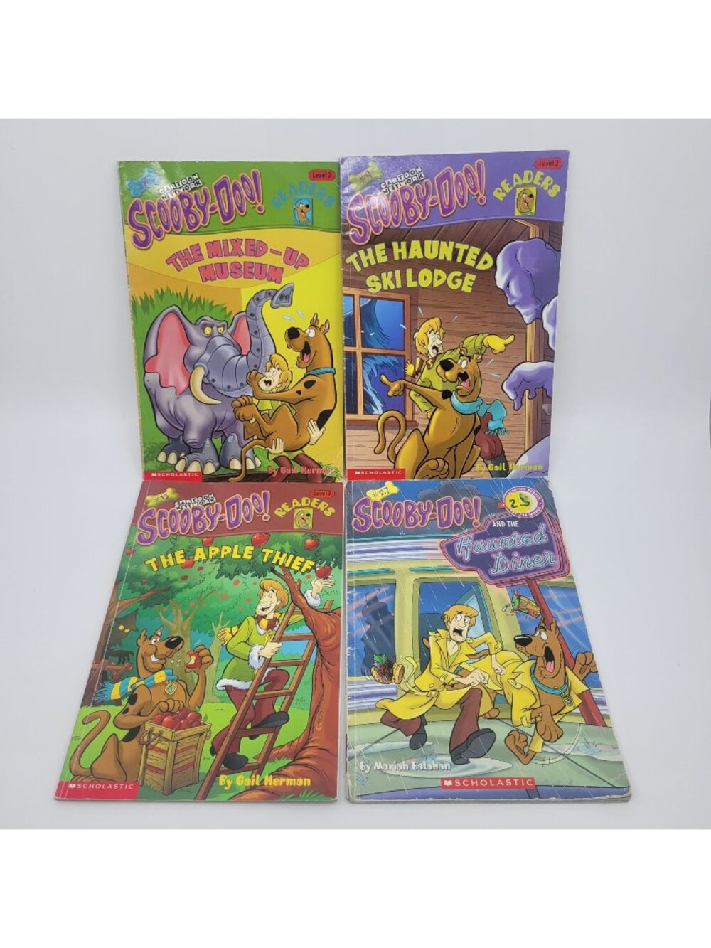 SCOOBY DOO Lot of Level 2 Beginning Readers - RB008